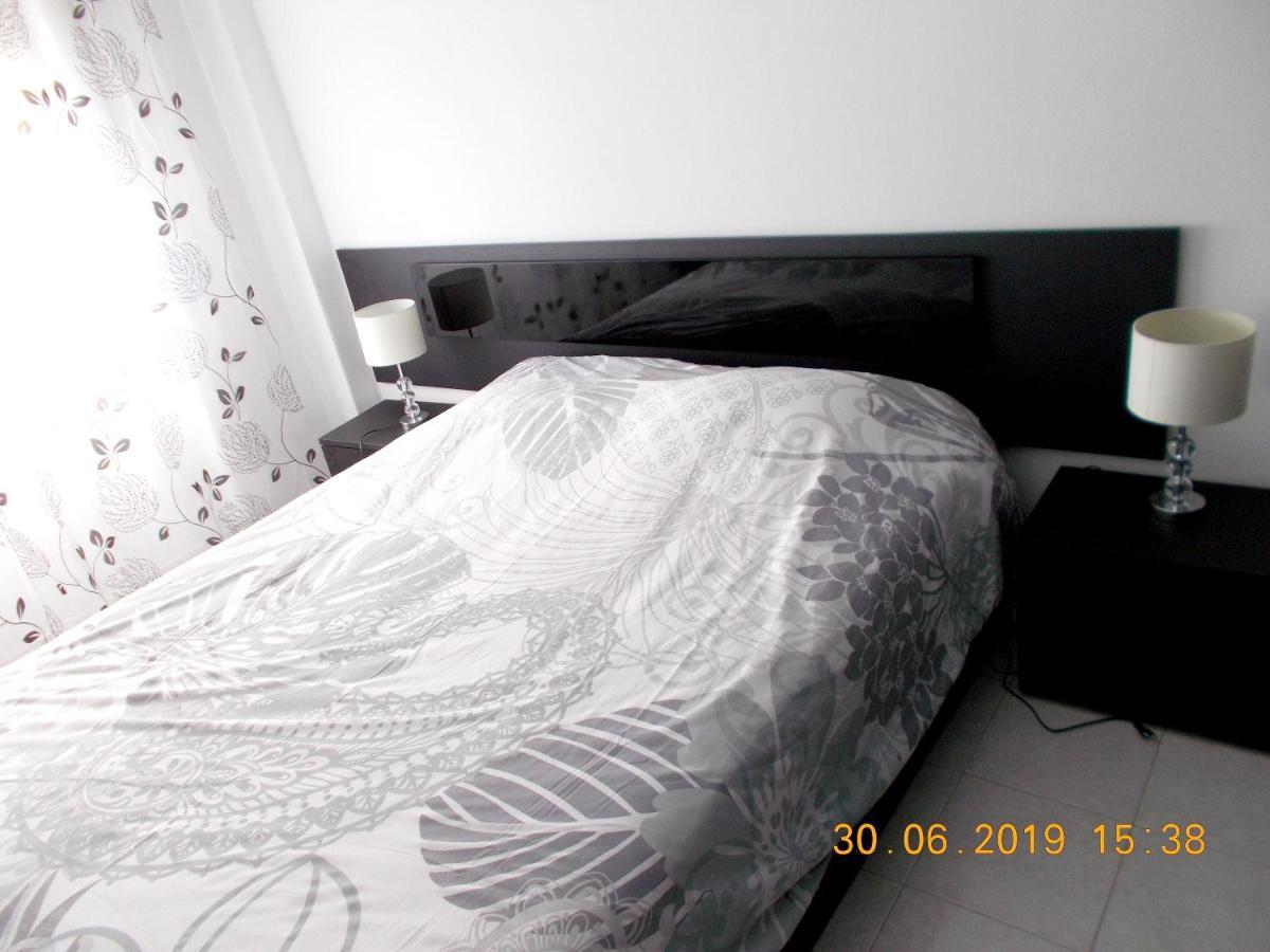 Modern Apartment In Amora 45 M² Garden View Bagian luar foto