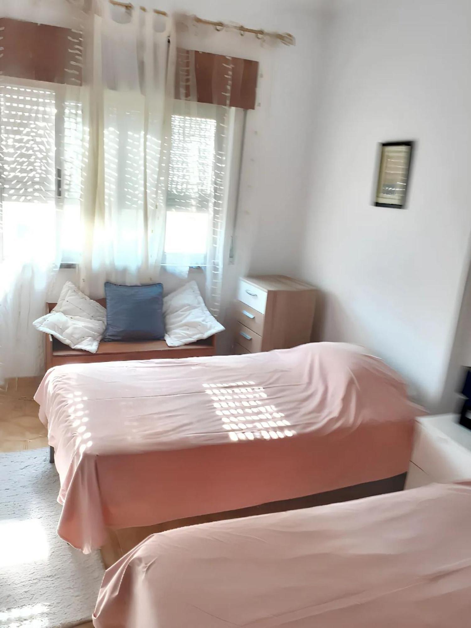 Modern Apartment In Amora 45 M² Garden View Bagian luar foto